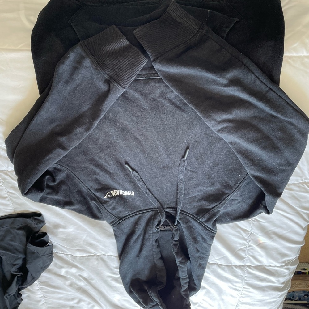 Gymshark sweatshirt